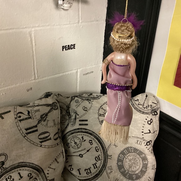 DOLLS OF ELEGANCE. ORNAMENT. . BEAUTIFUL RARE 🌹 FLAPPER - Picture 7 of 10